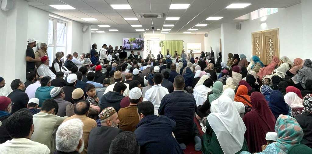Shaykh ul Islam inaugurates expanded facilities for the community in Manchester
