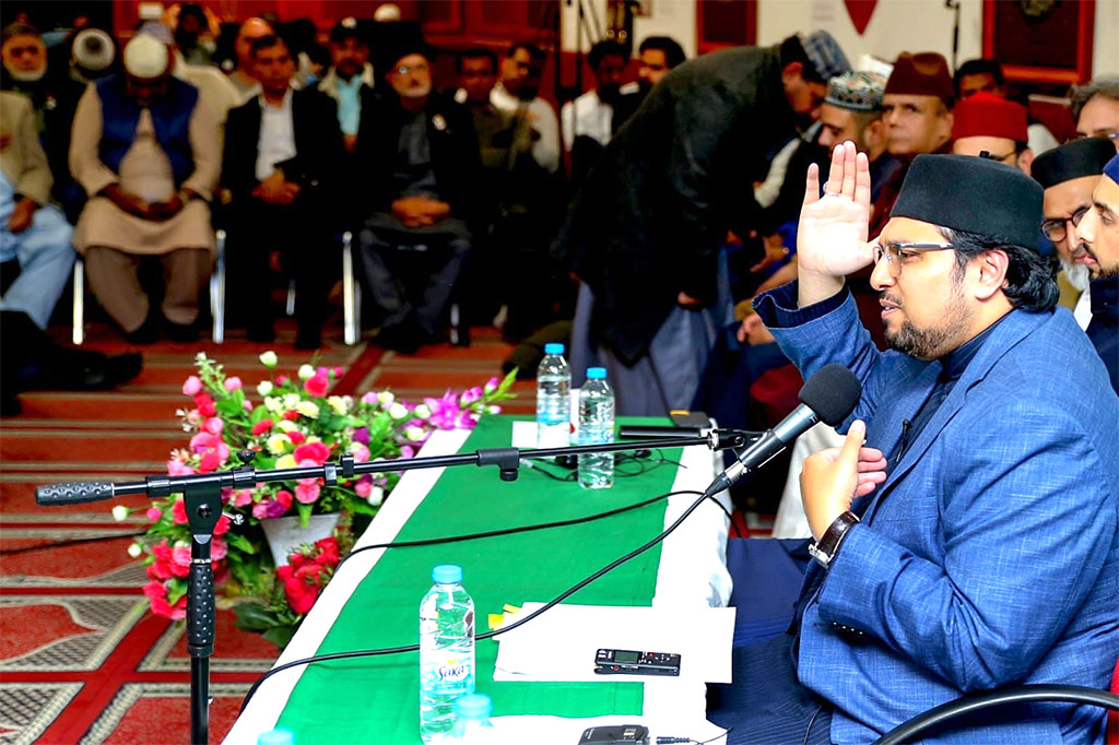 dr hussain qadri adresses seerat conference