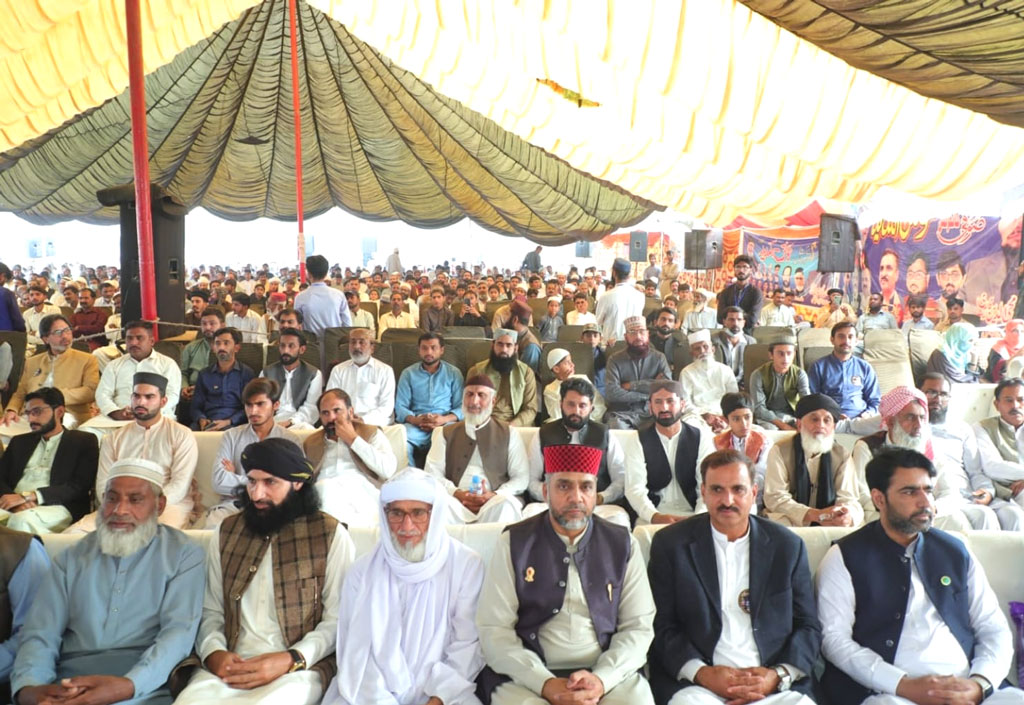 dr hussain qadri addressing sufi conference