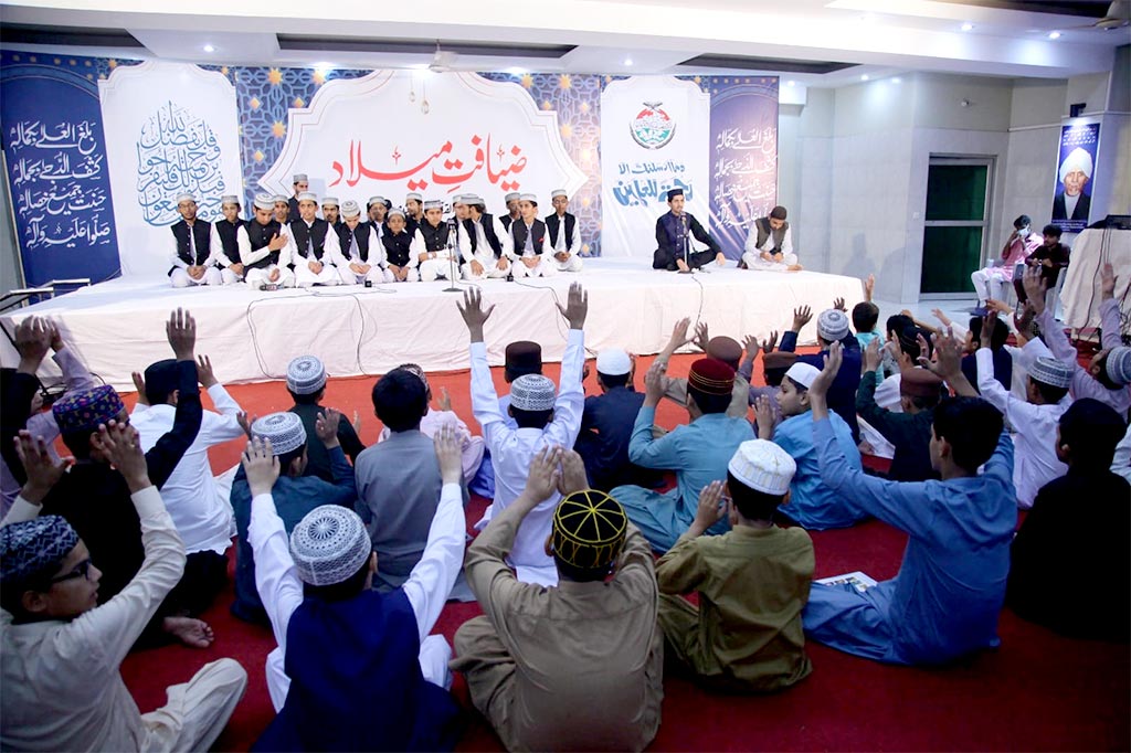 1st Day of Ziyafat-e-Milad at Markaz Minhaj ul Quran Lahore