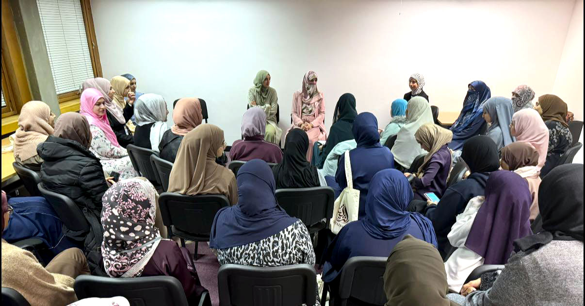 Dr Ghazala Qadri meets Minhaj Sisters North UK