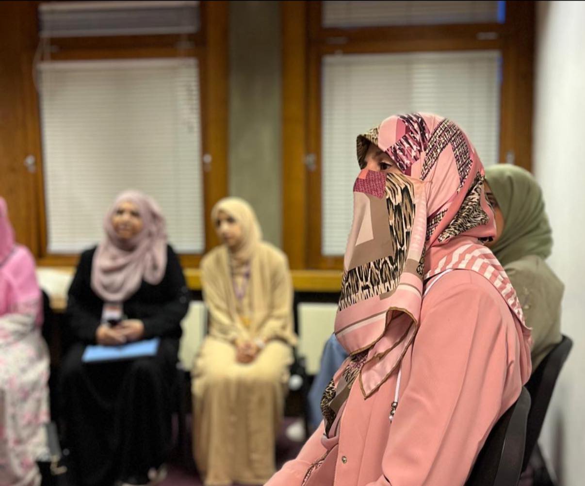 Dr Ghazala Qadri meets Minhaj Sisters North UK