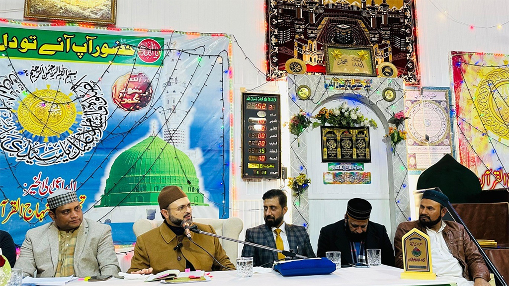 Dr-Hasan-Qadri-addressing Milad un Nabi Conference Anopheta Greece