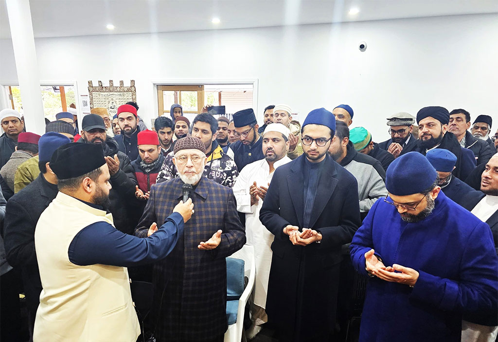 Dr Hassan Mohi ud Din Qadri Adressing Khutaba Jummah at Victoria