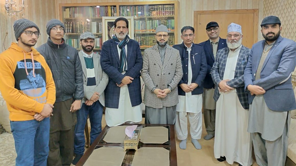 Dr Hassan Qadri Meeting with M Iqbal Warich