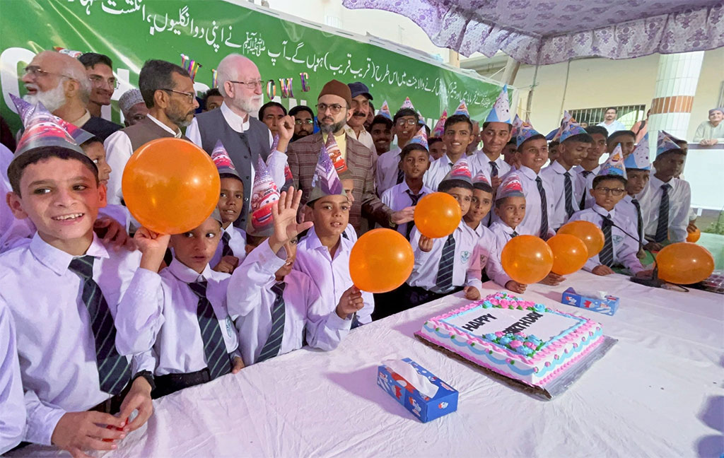 Dr Hassan Qadri Met with Aghosh Orphan Childrens Karachi