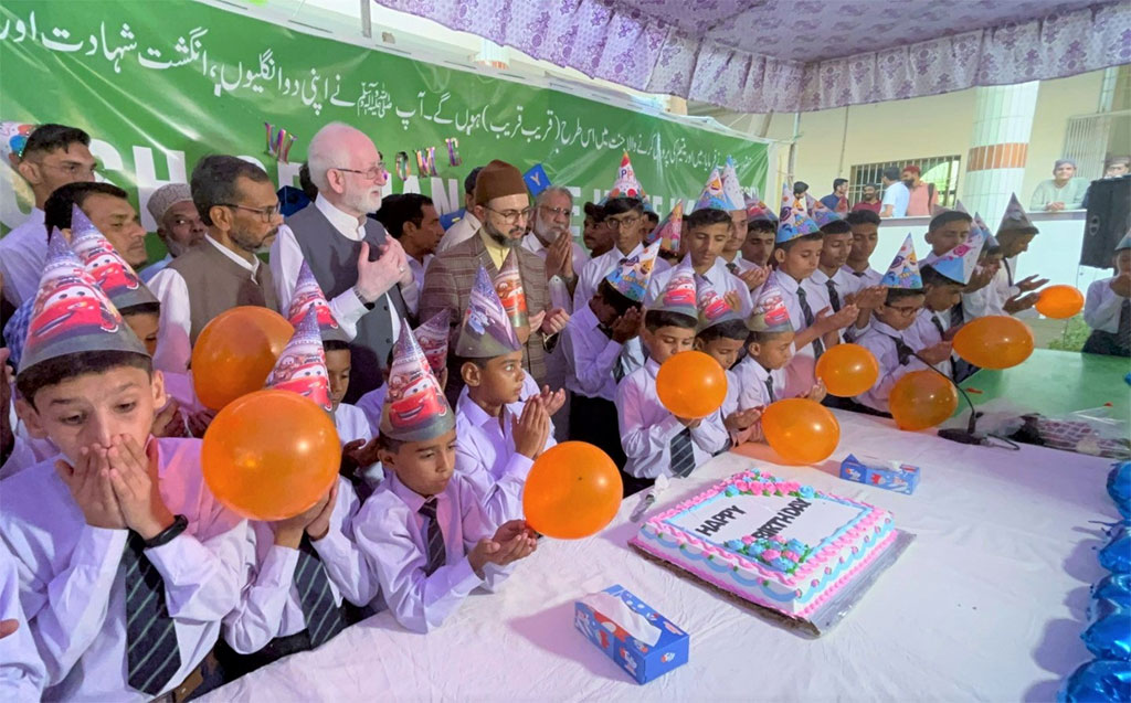 Dr Hassan Qadri Met with Aghosh Orphan Childrens Karachi