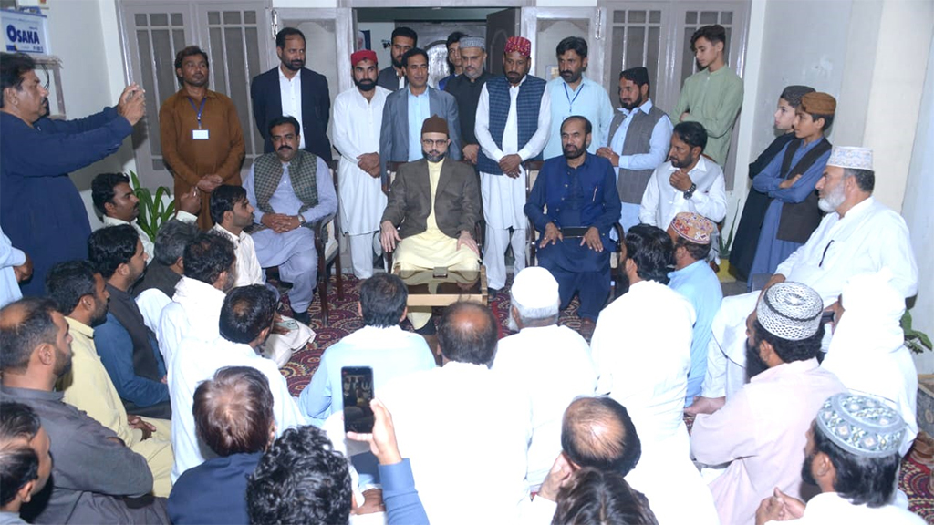 Dr Hassan Qadri Met with member of MQi Mianwali