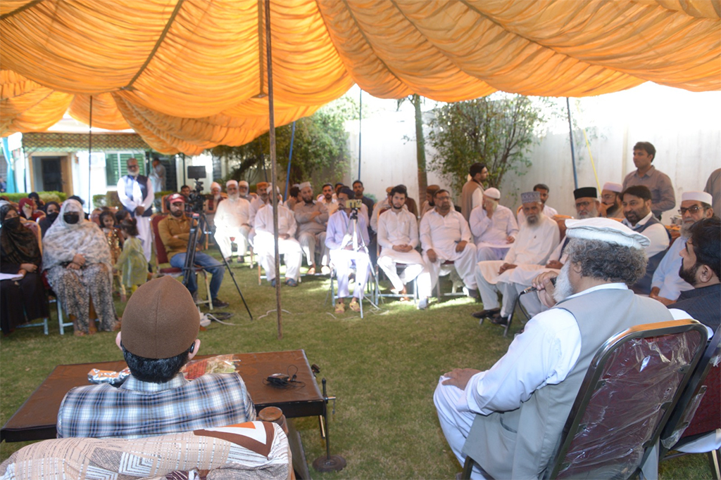 Dr Hassan Qadri addresses workers Convention Kohat