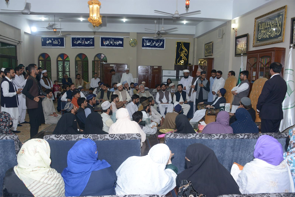 Dr Hassan Qadri Participate workers Convention in Peshawar