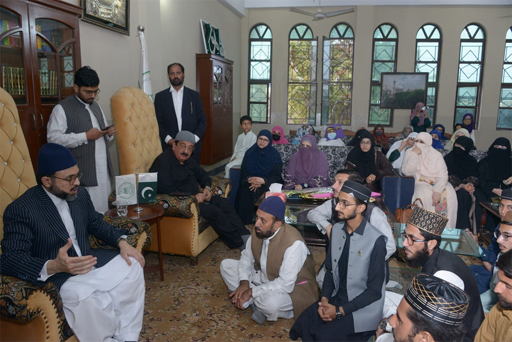 Dr Hassan Qadri Participate workers Convention in Peshawar