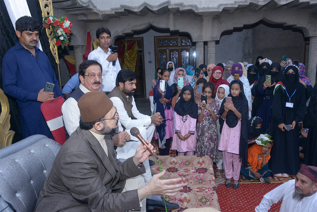 Dr Hassan Qadri Participate workers Convention in Pharpur Di Khan