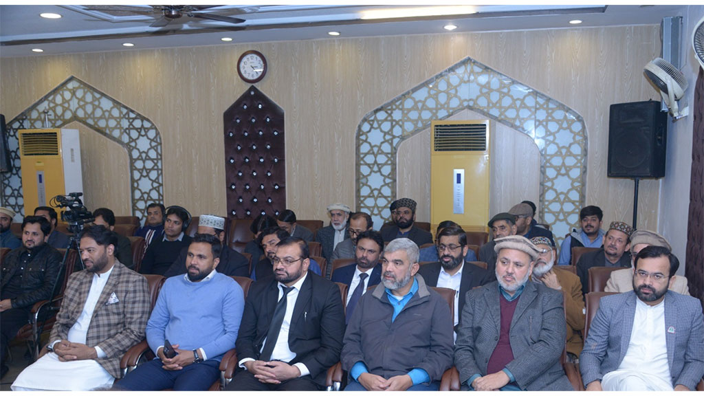 Dr Hassan Qadri addresses Tarbyti session at Markaz MQi