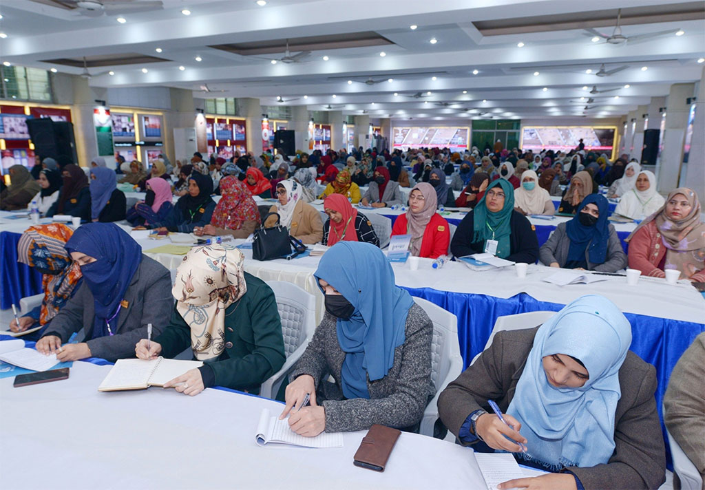 Dr Hassan Qadri addressing AL-Tarbiyah 2024  under Minhaj-ul-Quran Women League Pakistan