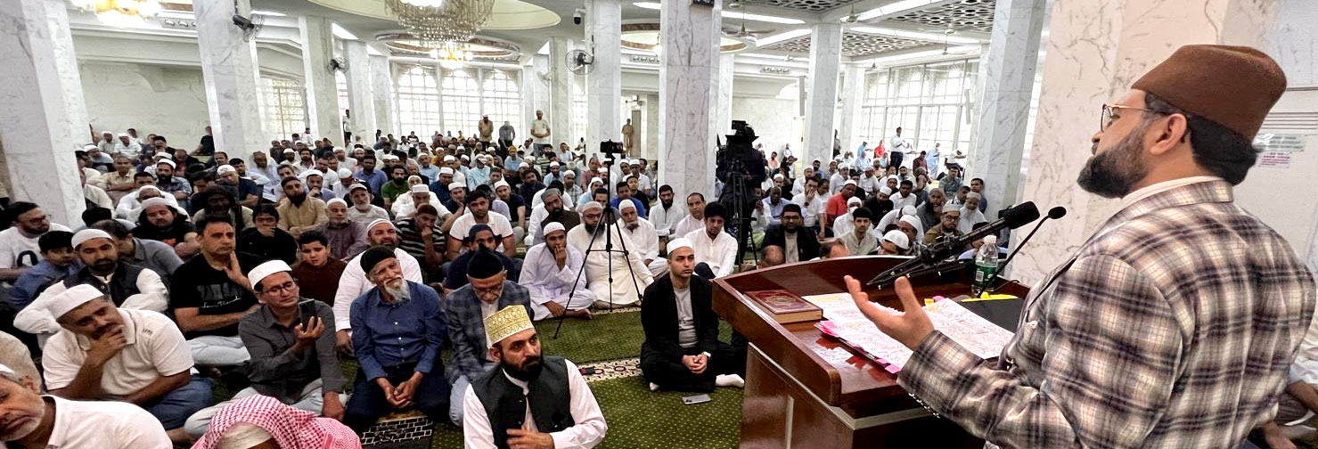 Dr Hassan Qadri addressing Friday Sermon at Kowloon Masjid Hong Kong