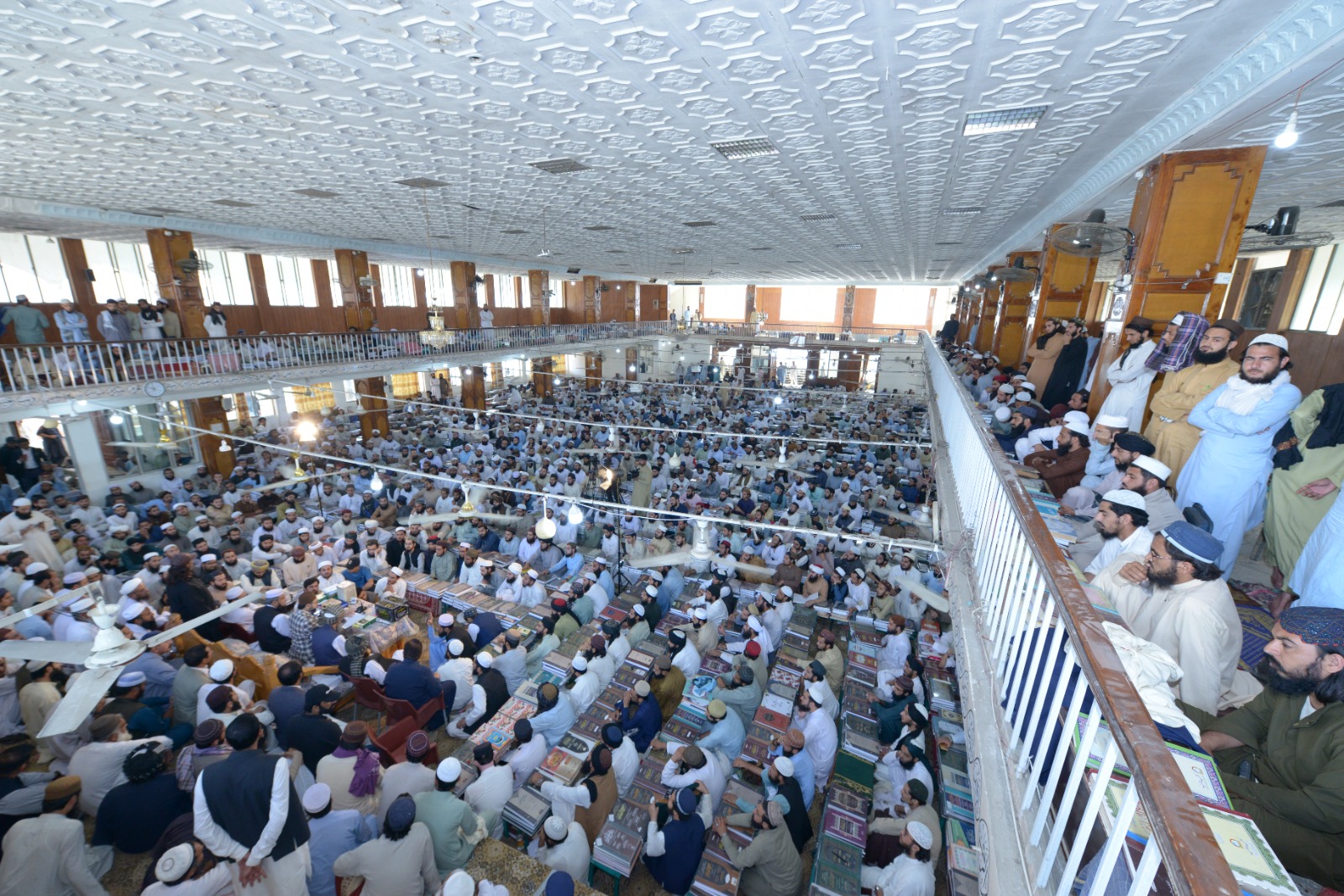 Dr Hassan Qadri addressing at Jamia Darul-Uloom Haqqania Akora Khattak Nowshehra