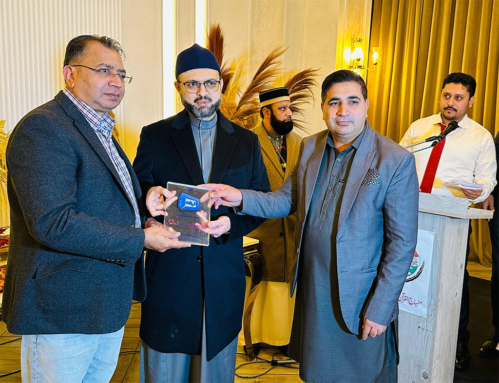 Dr Hassan Qadri attends Dunya News Foundation Day ceremony in Athens