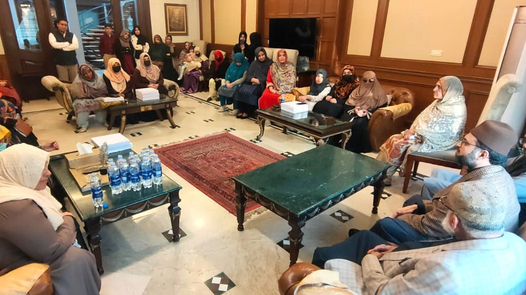 Dr Hassan Qadri meeting MWL Tea -FaisalAbad