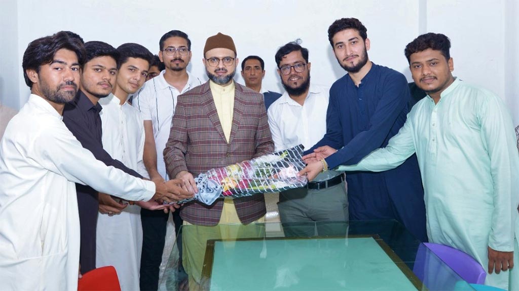 Dr Hassan Qadri meeting with MSM Team Karachi