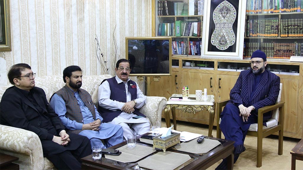 Dr Hassan Qadri meeting with Senior Members of Markaz Minhaj ul Quran