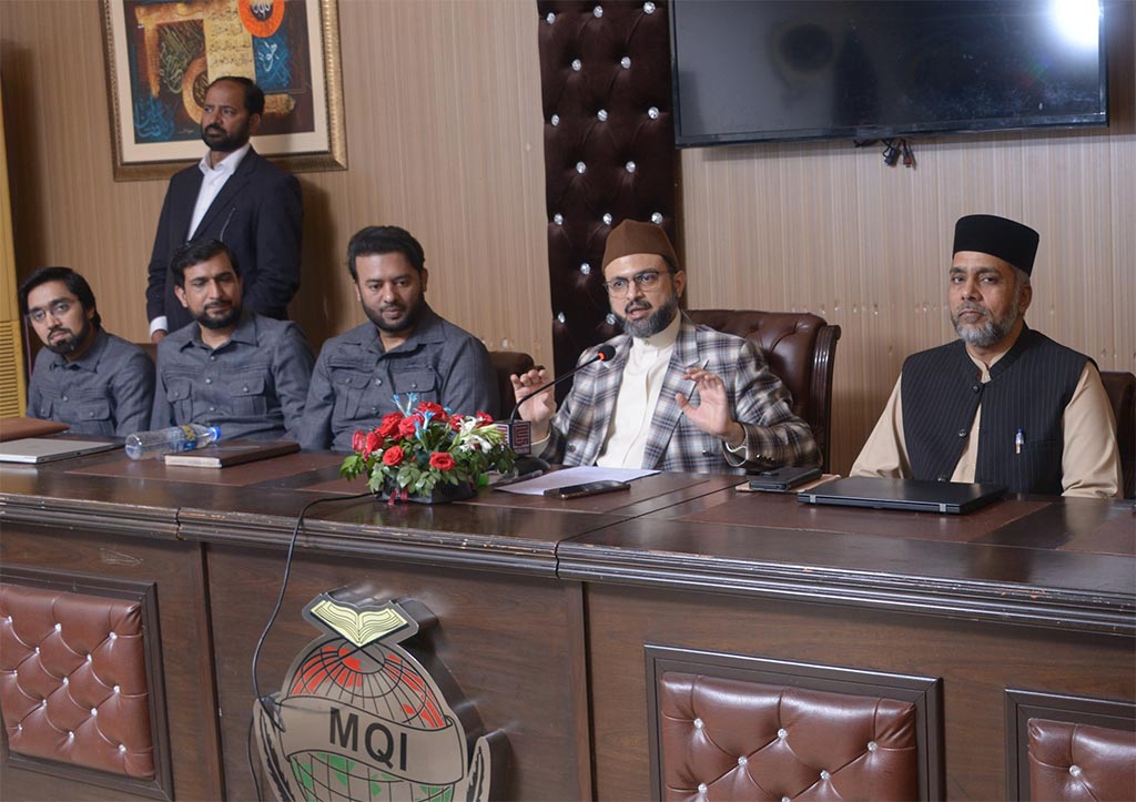 Dr Hassan Qadri meeting with Tanzeemat conducting Diploma in Quran Studies