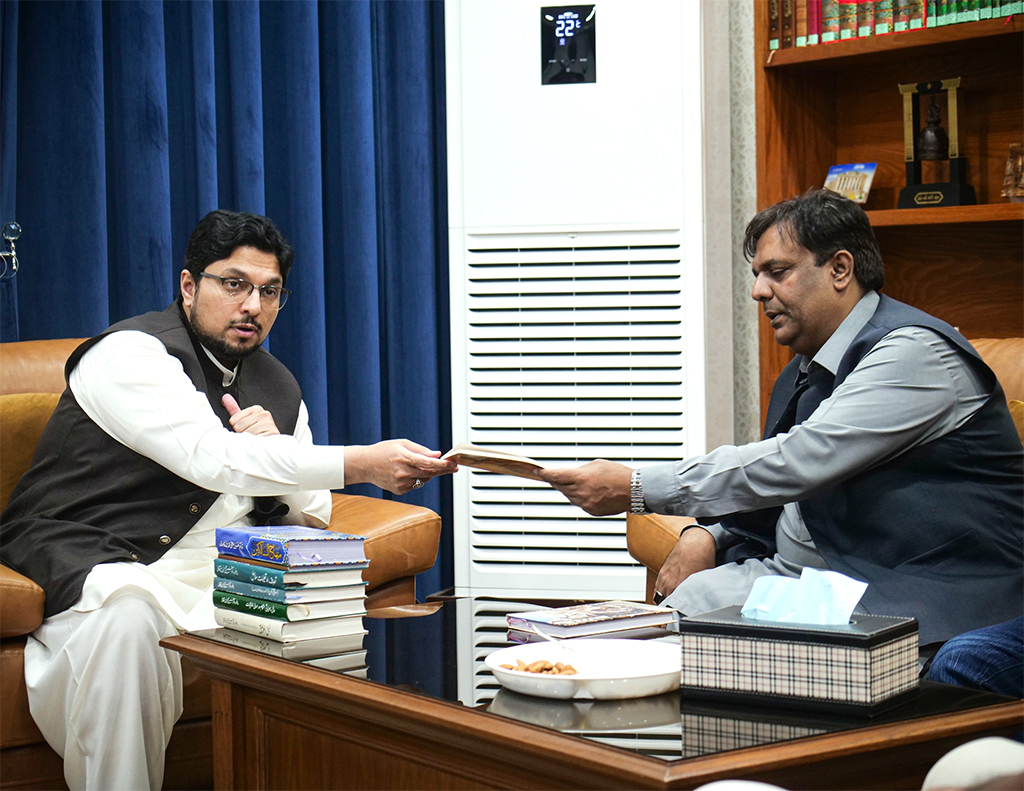 Dr Hussain Qadri Meeting with Hazrat Wasif Ali Wasif Son Kashif Mehmood-