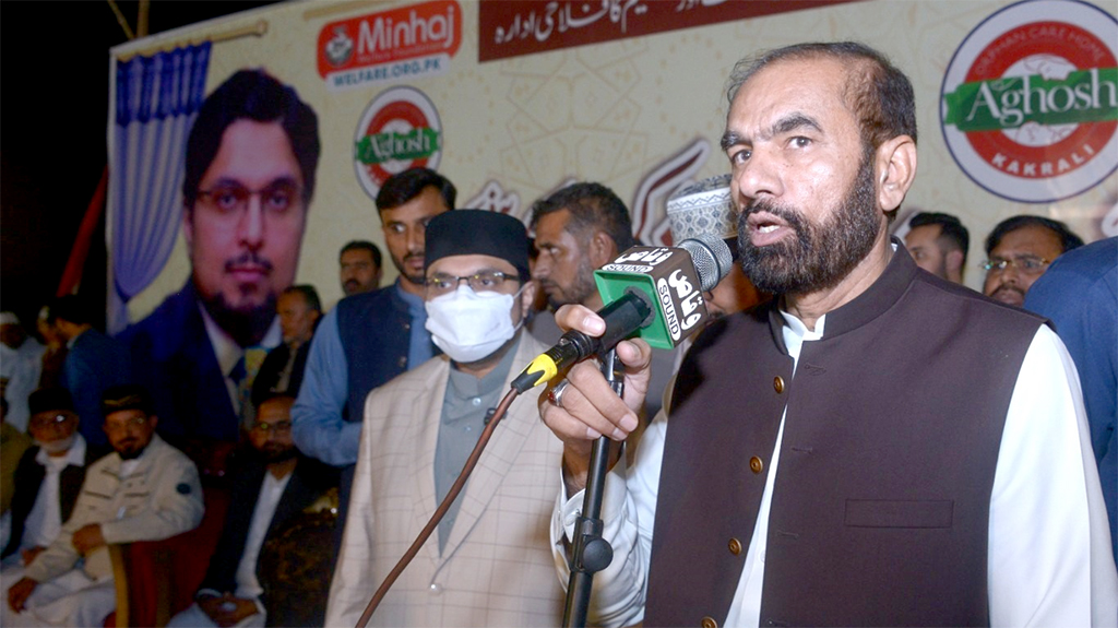 Dr Hussain Qadri addressing Speech in Kakrali Gujarat