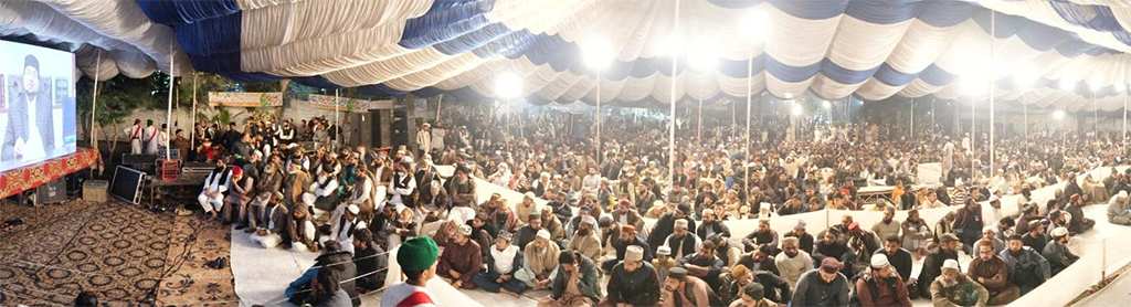 Dr Hussain Qadri addressing Speech in Urs Syed Hedayt Rasool Shah sb