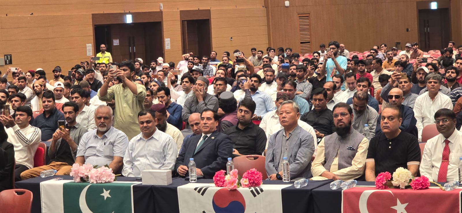 Dr Tahir-ul-Qadri addressing Seerat-un-Nabi and Global Peace Conference in South Korea