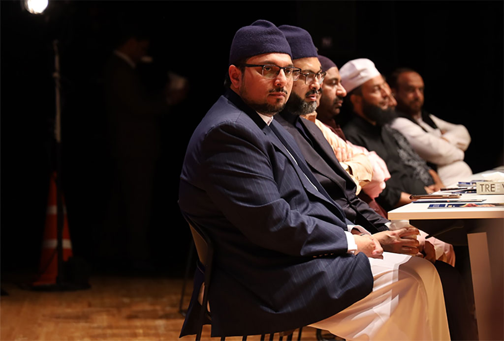 Dr Tahir ul Qadri adressess Seerat un nabi conference in Japan