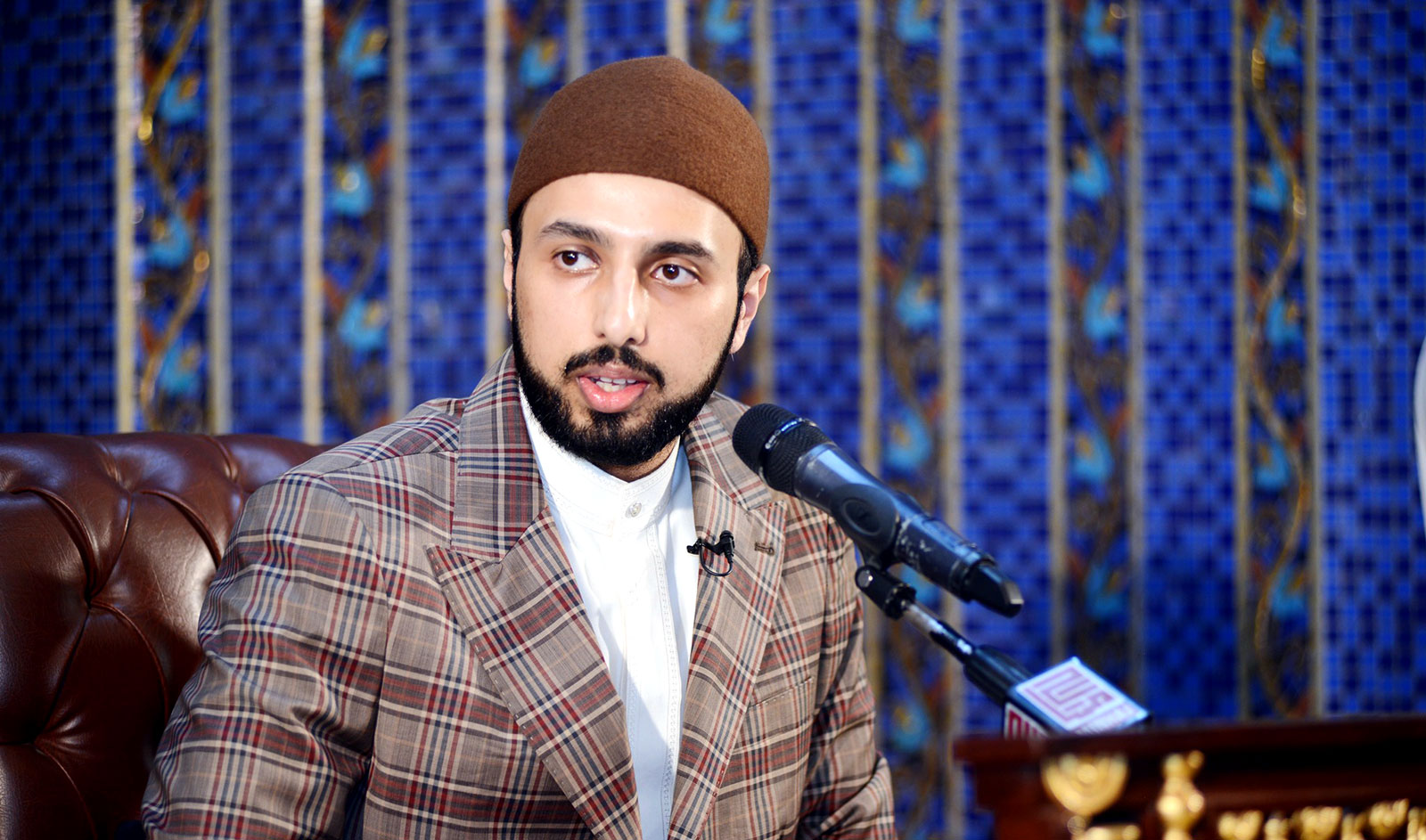 Shaykh Hammad Mustafa addressing Jummah gathering
