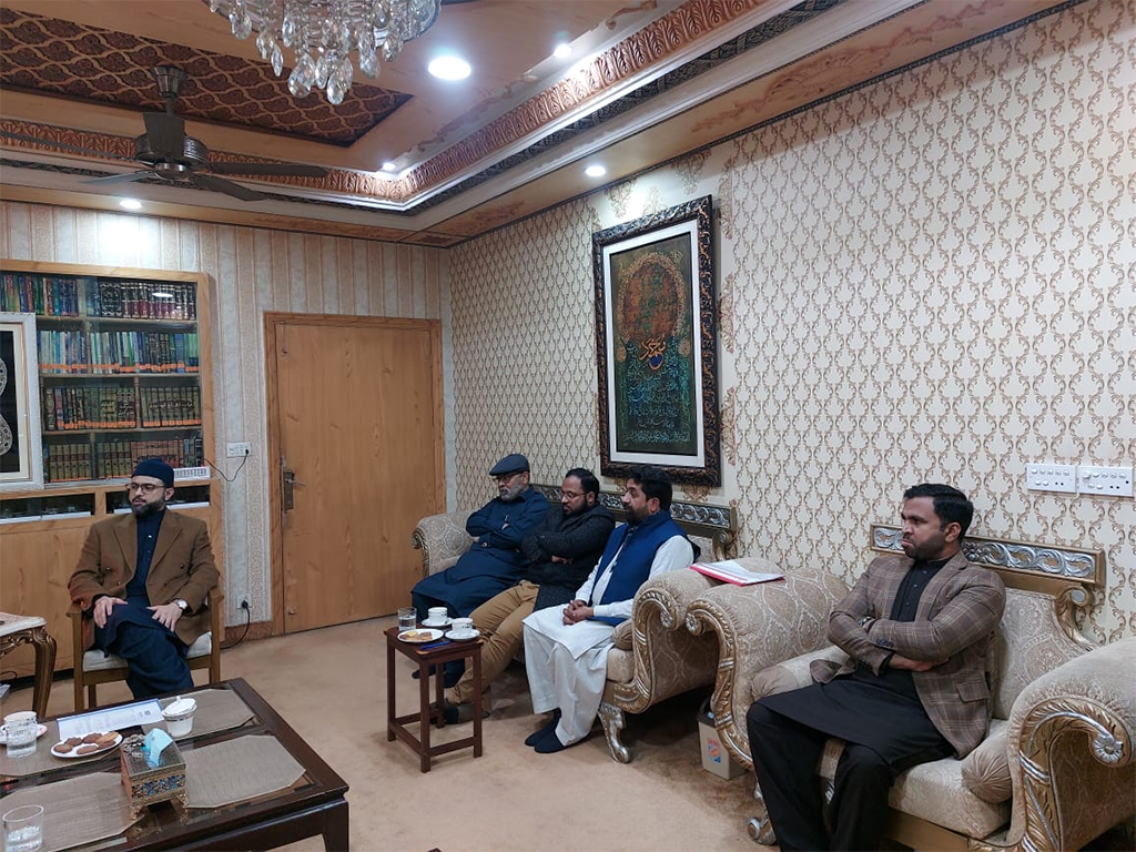 Member of MWF Meeting with Dr Hassan Qadri