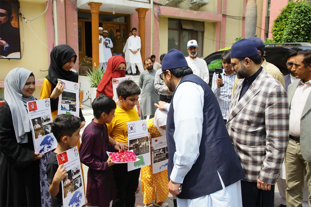 Minhaj Women Leauge congratulations to DR Qadri on completion of historic tour