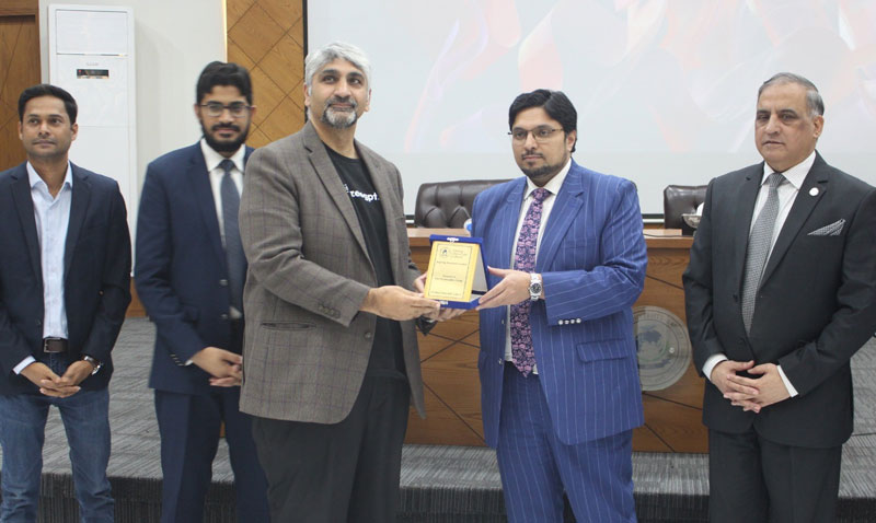 Prof-Dr-Hussain-Qadri-Graced Job Fair to inspire young talent