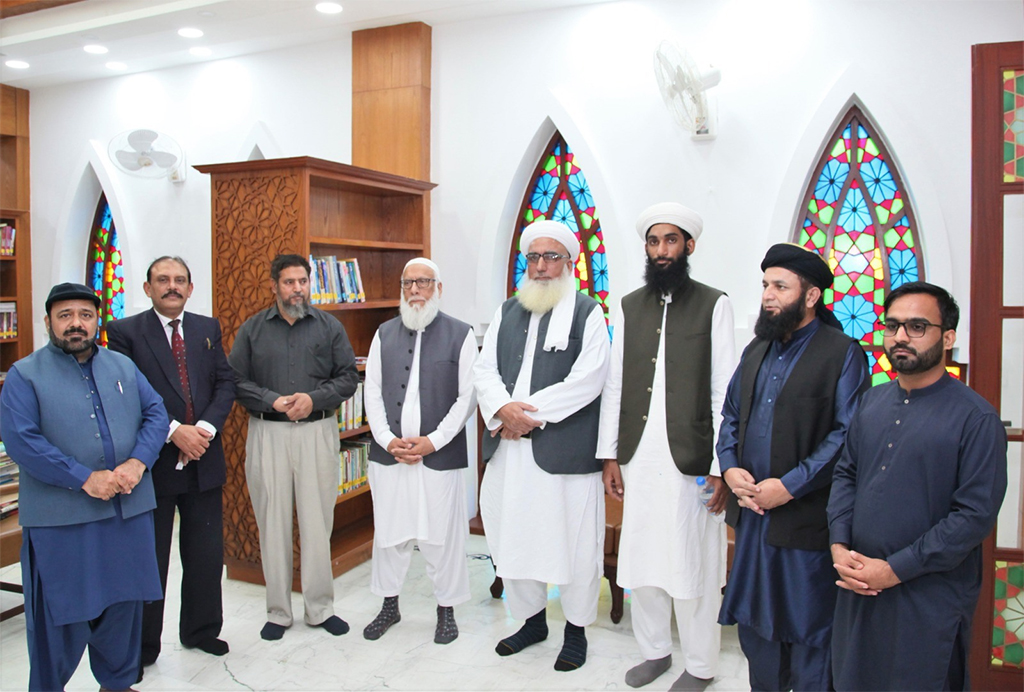 Prof Syed Badeudeen meeting with Dr Hussain Qadri