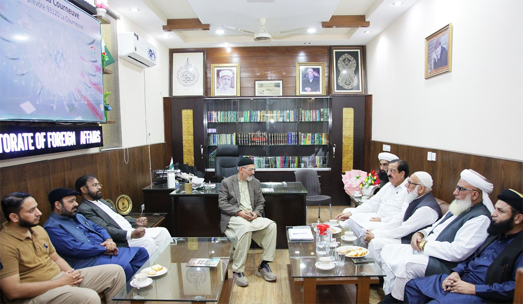 Prof Syed Badeudeen meeting with Dr Hussain Qadri