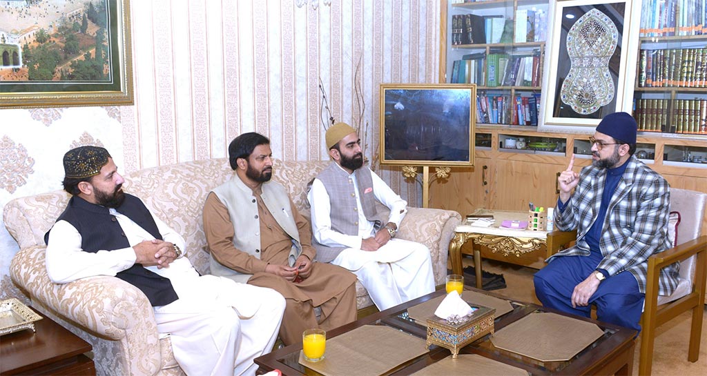 Sahibzada Deewan Ahmad Masood met with Dr Hassan Qadri