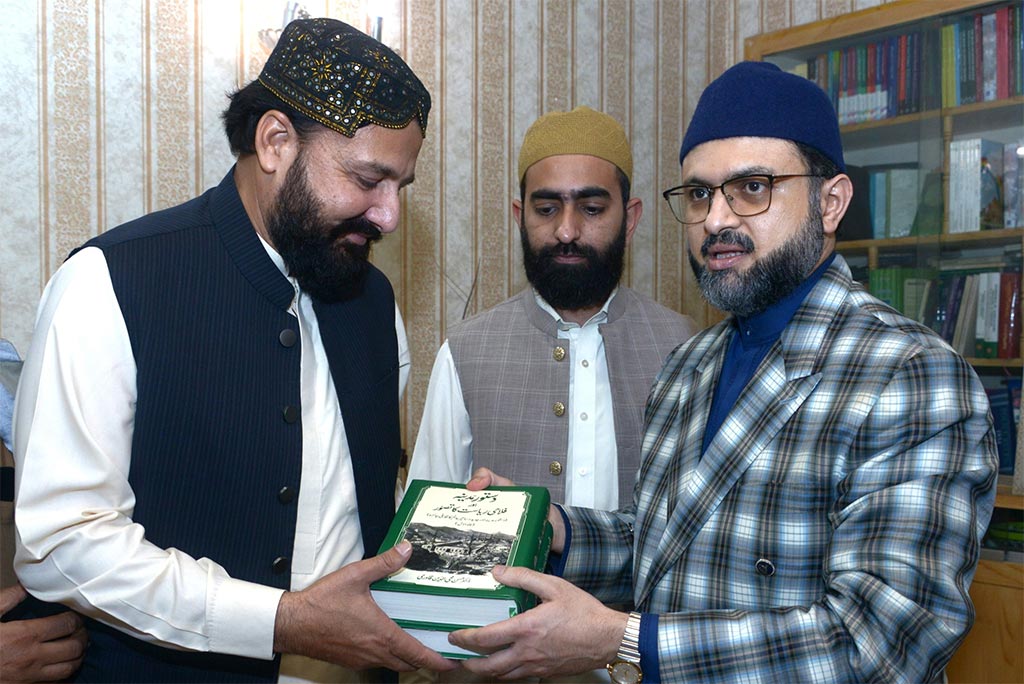 Sahibzada Deewan Ahmad Masood met with Dr Hassan Qadri