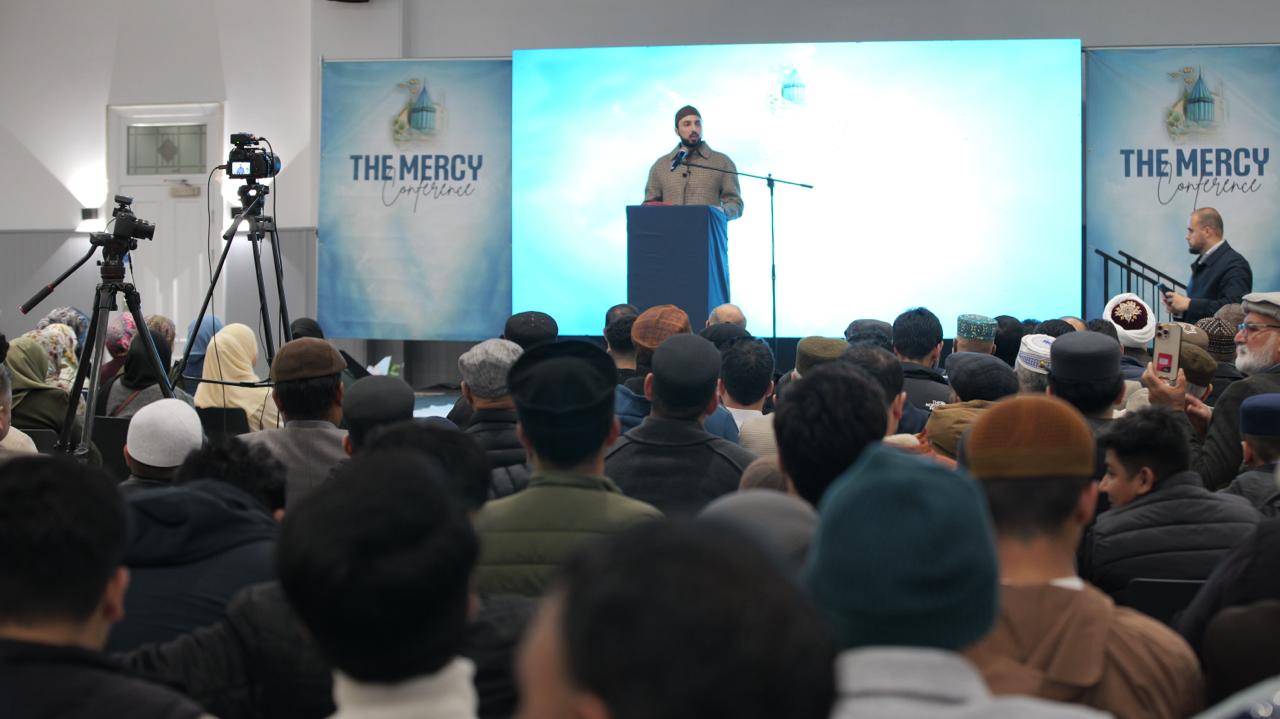 Shaykh Hammad Mustafa delivered keynote address at The Mercy Conference Birmingham