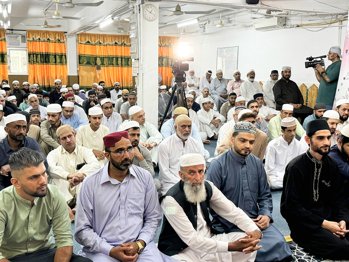 Shaykh Hammad addressing Friday gathering in Kwai Chung Hong Kong