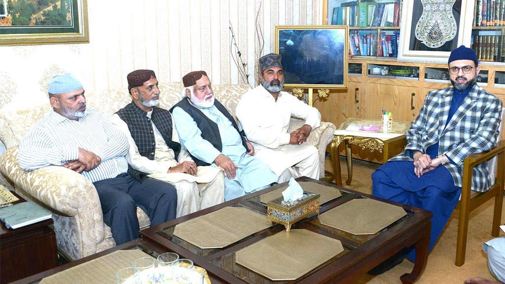 TMQ Sialkot members meeting with Dr Hassan Qadri