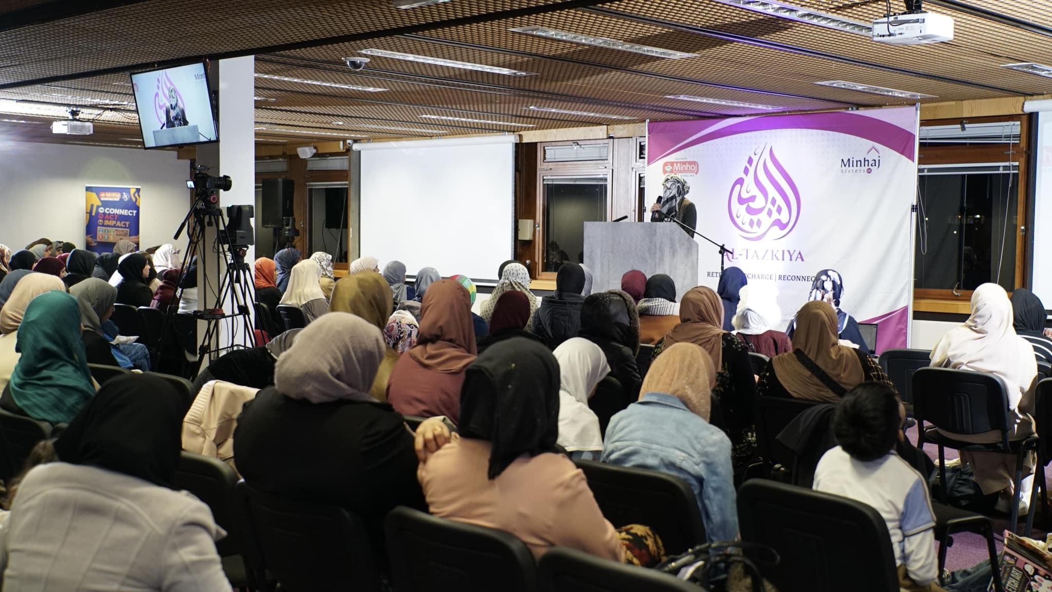 Dr Ghazala Qadri addressing Al-Tazkiya 2024