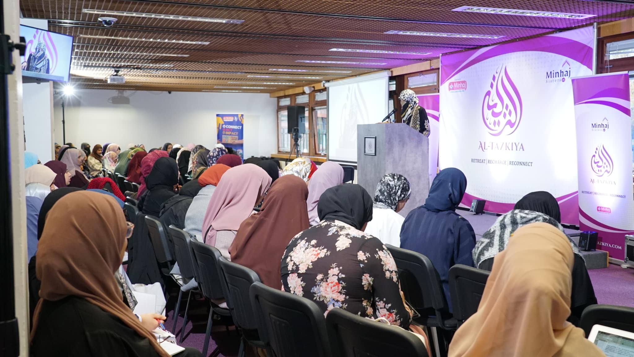 Dr Ghazala Qadri addressing Al-Tazkiya 2024 2nd Day