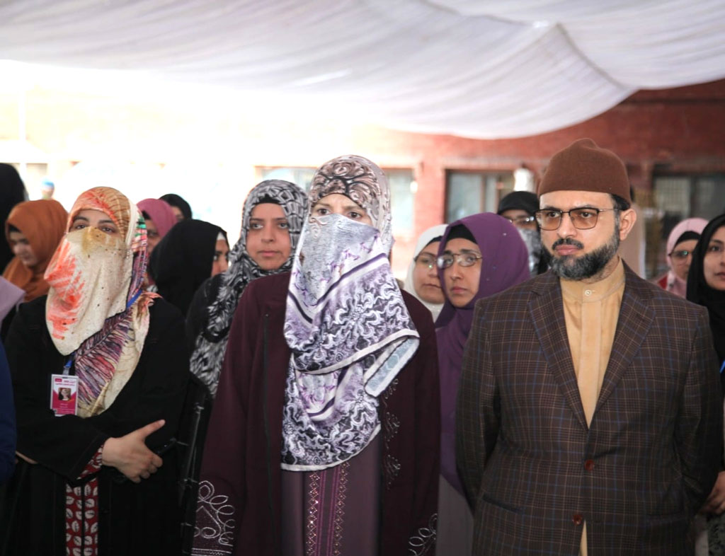 dr ghazala visit women itikaf