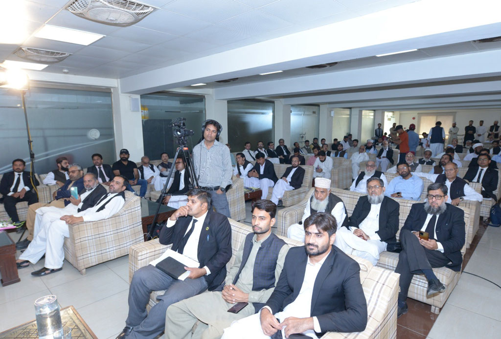 dr hassan qadri addresses peshawar highcourt