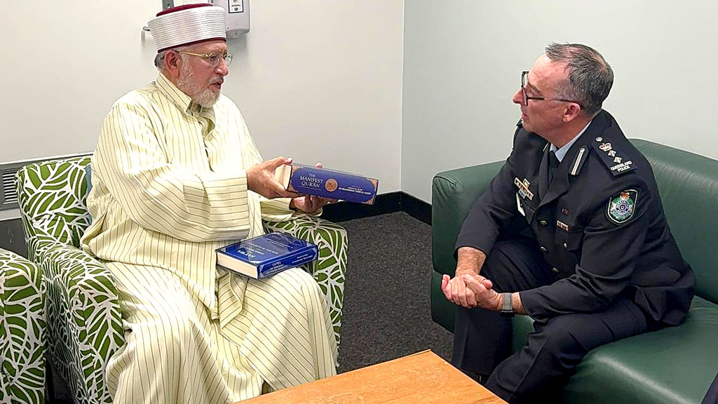 dr tahir ul qadri meet australian personalities