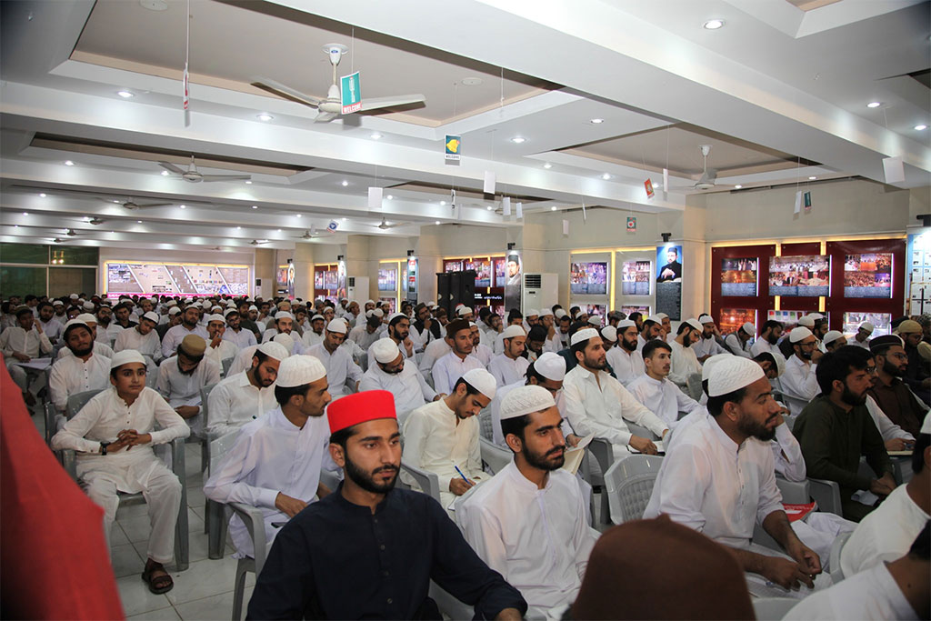 shaykh ul islam dars e bukhari