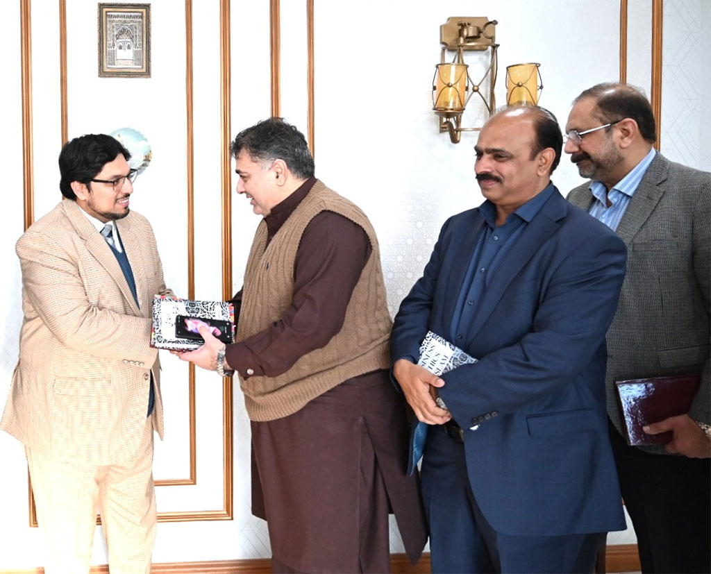 Delegation of traders and industrialists met with Dr Hussain Qadri