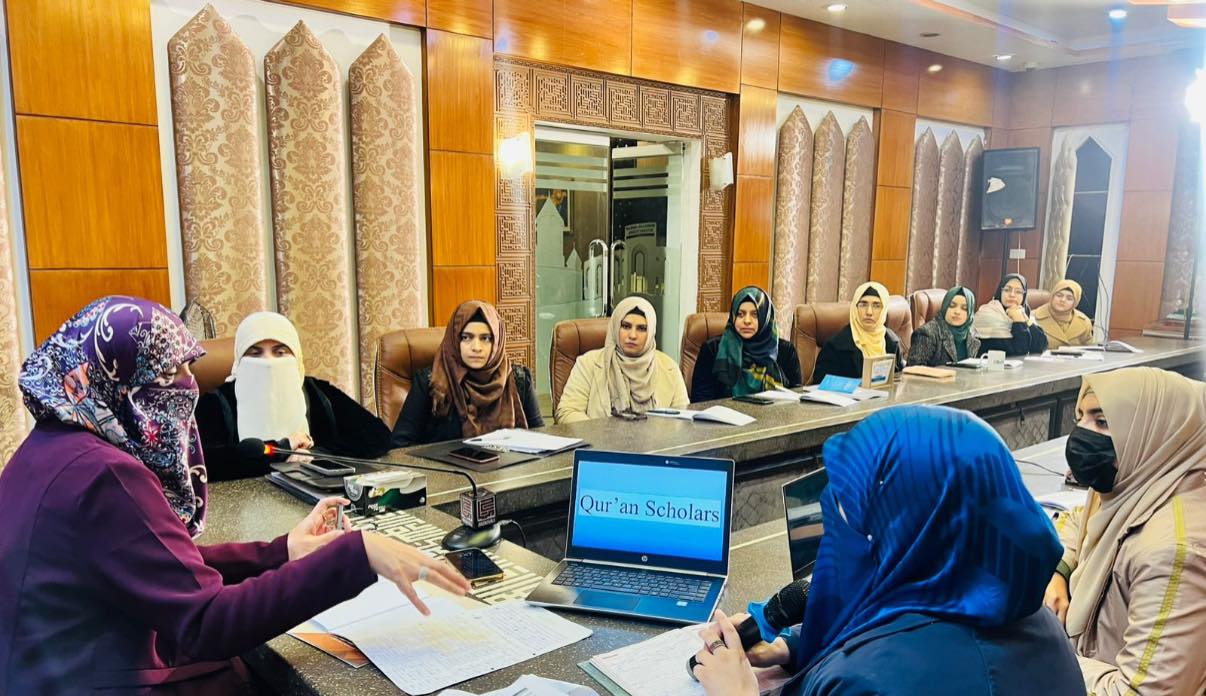 Dr Ghazala Qadri Chairs Irfan-ul-Hidayah Meeting to Enhance Dawra-e-Quran Project