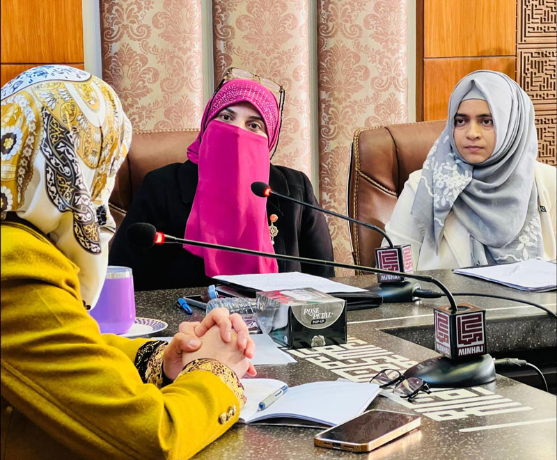 Dr Ghazala Qadri meeting with Executive Team of Minhaj Women League